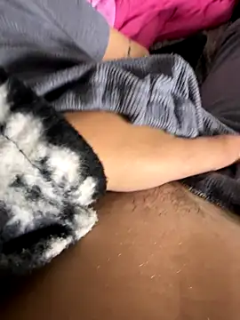 porca05  online show from October 6, 2025, 9:40 am