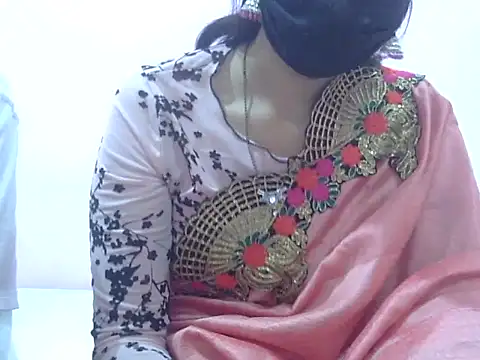 Snapshot of Laila_Cute chatting on February 19, 2026, 3:46 am Laila Cute online show from February 19, 2026, 3:46 am