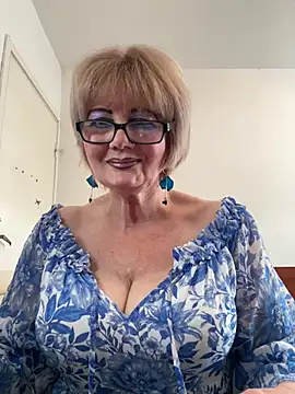 BoloshkaBlonda online show from June 7, 2026, 1:37 pm