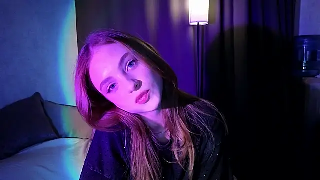 Snapshot of midnightMaya chatting on October 15, 2025, 7:25 pm midnightMaya online show from October 15, 2025, 7:25 pm