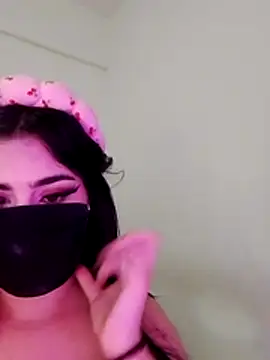 Snapshot of hot_inaas chatting on November 14, 2025, 11:24 pm hot inaas online show from November 14, 2025, 11:24 pm