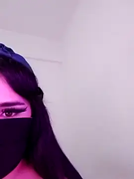 Snapshot of hot_inaas chatting on November 15, 2025, 10:15 pm hot inaas online show from November 15, 2025, 10:15 pm