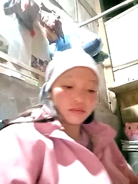 Minkine022 online show from November 18, 2025, 9:08 pm