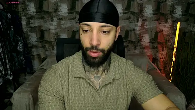 MasculineGuy99 online show from January 13, 2026, 7:35 am