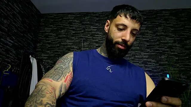 Snapshot of MasculineGuy99 chatting on May 15, 2026, 8:38 pm MasculineGuy99 online show from May 15, 2026, 8:38 pm
