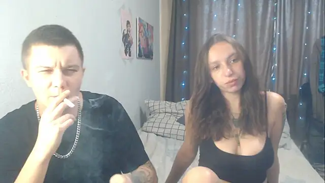 Snapshot of Mark_and_Wendy chatting on July 18, 2026, 10:52 am Mark and Wendy online show from July 18, 2026, 10:52 am