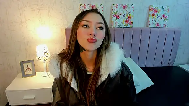 Snapshot of Olivia_johansson chatting on November 10, 2025, 4:33 am Olivia johansson online show from November 10, 2025, 4:33 am