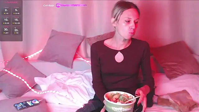 Snapshot of SophieDiamond_Xx chatting on October 4, 2025, 6:28 pm SophieDiamond Xx online show from October 4, 2025, 6:28 pm