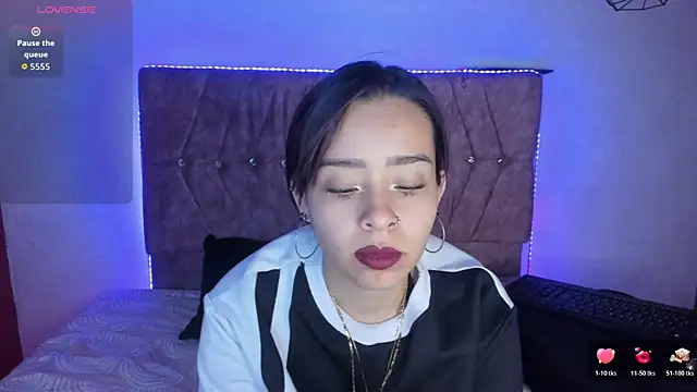 Mia lopez 1 online show from May 1, 2026, 9:58 am