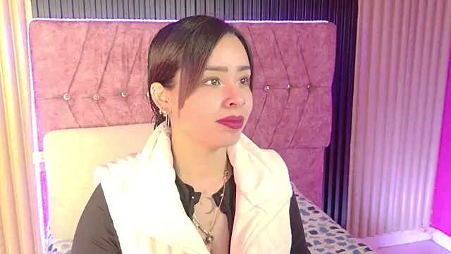 Snapshot of Mia_lopez_1 chatting on July 28, 2026, 8:21 am Mia lopez 1 online show from July 28, 2026, 8:21 am