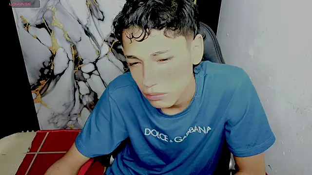 Snapshot of Im_david02 chatting on January 9, 2026, 1:03 pm Im david02 online show from January 9, 2026, 1:03 pm