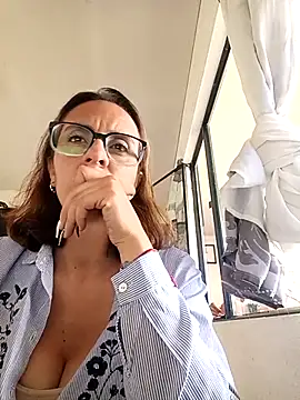 Snapshot of Jade_1-9 chatting on October 22, 2025, 3:34 pm Jade 1-9 online show from October 22, 2025, 3:34 pm