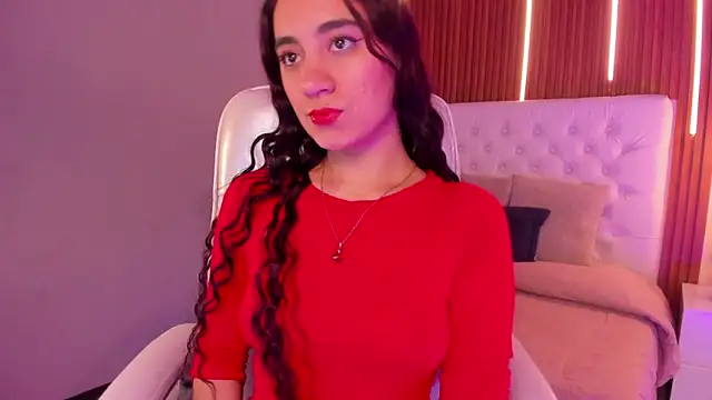 Snapshot of GabrielaaStone chatting on October 7, 2025, 12:13 pm GabrielaaStone online show from October 7, 2025, 12:13 pm