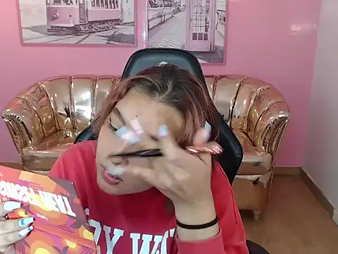 Snapshot of mia_foster_t chatting on October 16, 2025, 1:01 pm mia foster t online show from October 16, 2025, 1:01 pm