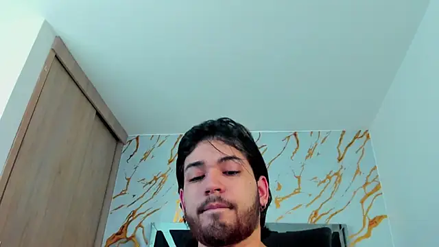 ElianKeiser online show from July 11, 2026, 3:42 am