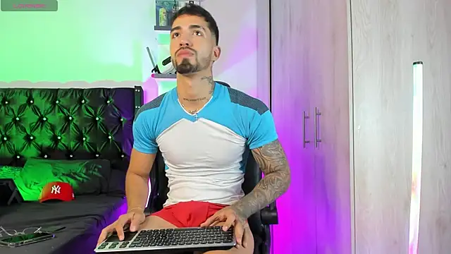  Duriel online show from May 7, 2026, 3:39 pm