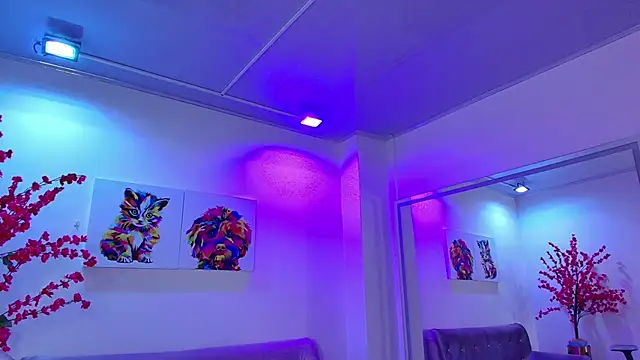 Summer miller online show from October 23, 2025, 11:20 am