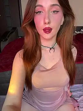 Evelyn39 online show from October 18, 2025, 11:00 am