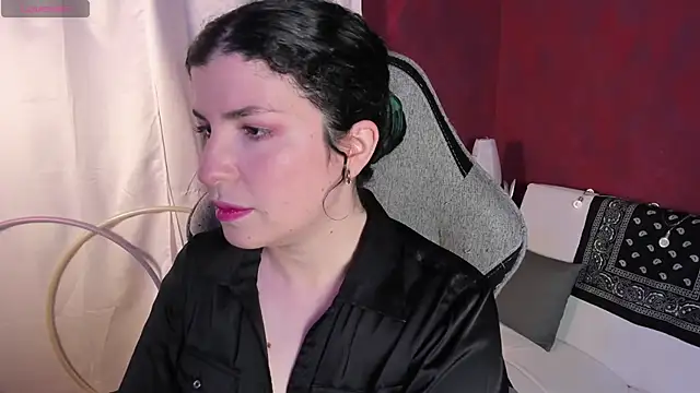 Snapshot of beyondsteel_ chatting on November 25, 2025, 2:55 am beyondsteel online show from November 25, 2025, 2:55 am