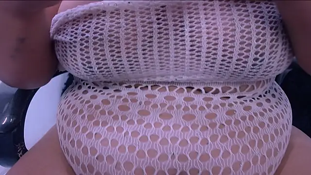 Snapshot of chuby_pau chatting on October 16, 2025, 2:23 am chuby pau online show from October 16, 2025, 2:23 am