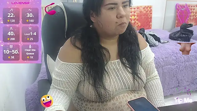 Snapshot of chuby_pau chatting on November 12, 2025, 12:00 am chuby pau online show from November 12, 2025, 12:00 am