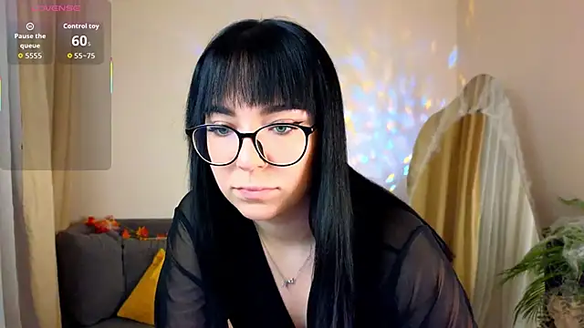 Snapshot of Avelyne_ chatting on October 30, 2025, 11:38 pm Avelyne online show from October 30, 2025, 11:38 pm