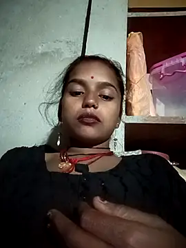 Snapshot of Cuty_kanchna chatting on December 2, 2025, 2:45 pm Cuty kanchna online show from December 2, 2025, 2:45 pm