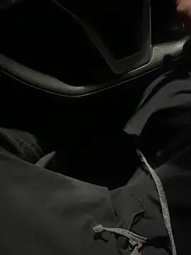 Snapshot of ayrtonmen chatting on November 25, 2025, 6:35 am ayrtonmen online show from November 25, 2025, 6:35 am