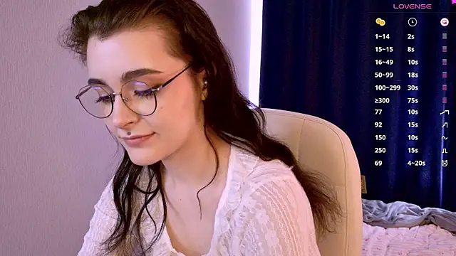 Snapshot of ElizabethMilller_ chatting on July 7, 2026, 7:23 am ElizabethMilller online show from July 7, 2026, 7:23 am