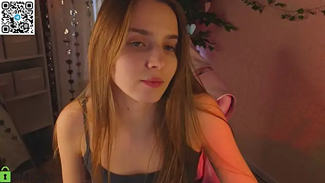 Snapshot of L1na_Reeds chatting on February 20, 2026, 6:26 am L1na Reeds online show from February 20, 2026, 6:26 am