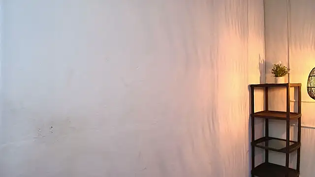 Snapshot of Nikki_Vesper chatting on November 5, 2025, 12:05 pm Nikki Vesper online show from November 5, 2025, 12:05 pm