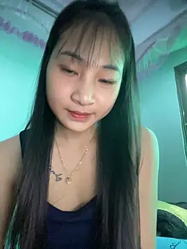 banlinh004 online show from October 11, 2025, 6:12 am