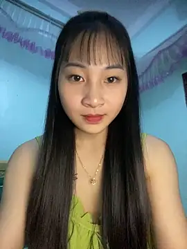banlinh004 online show from October 29, 2025, 3:58 pm