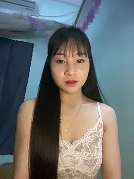 banlinh004 online show from May 10, 2026, 2:33 pm