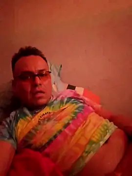 Snapshot of Fran-The-Smooth-One chatting on April 7, 2026, 12:05 pm Fran-The-Smooth-One online show from April 7, 2026, 12:05 pm