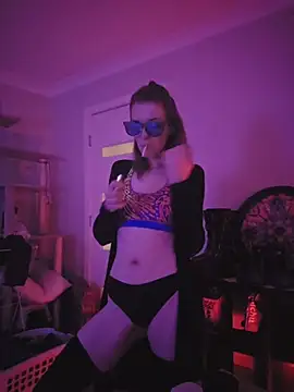 Snapshot of lonely_Cosplay_chick chatting on November 8, 2025, 4:29 pm lonely Cosplay chick online show from November 8, 2025, 4:29 pm