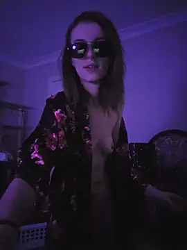 Snapshot of lonely_Cosplay_chick chatting on November 13, 2025, 5:01 pm lonely Cosplay chick online show from November 13, 2025, 5:01 pm