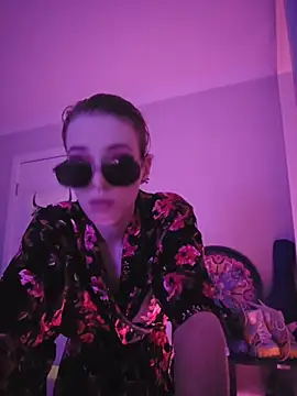 Snapshot of lonely_Cosplay_chick chatting on November 19, 2025, 11:21 am lonely Cosplay chick online show from November 19, 2025, 11:21 am