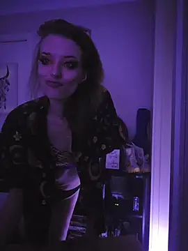 Snapshot of lonely_Cosplay_chick chatting on December 5, 2025, 4:14 pm lonely Cosplay chick online show from December 5, 2025, 4:14 pm