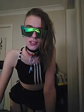 Snapshot of lonely_Cosplay_chick chatting on December 14, 2025, 12:10 pm lonely Cosplay chick online show from December 14, 2025, 12:10 pm