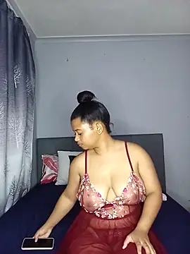 Snapshot of Sultrytits6 chatting on January 5, 2026, 10:46 pm Sultrytits6 online show from January 5, 2026, 10:46 pm