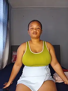 Sultrytits6 online show from May 25, 2026, 11:49 am