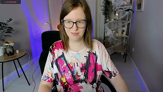 Snapshot of arizzzona chatting on November 2, 2025, 6:16 am arizzzona online show from November 2, 2025, 6:16 am