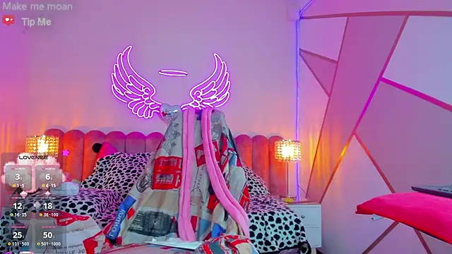 Snapshot of madisson_121 chatting on November 5, 2025, 10:15 am madisson 121 online show from November 5, 2025, 10:15 am