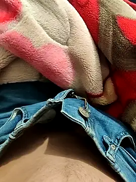 sunny5092 online show from November 28, 2025, 8:00 pm