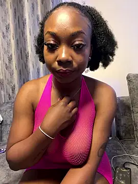 Snapshot of cocoluvx chatting on January 11, 2026, 5:45 am cocoluvx online show from January 11, 2026, 5:45 am