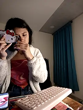 caramel doll   online show from October 15, 2025, 2:01 am