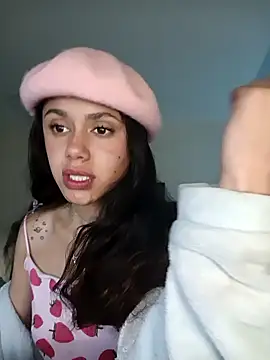 caramel doll   online show from October 23, 2025, 11:09 am