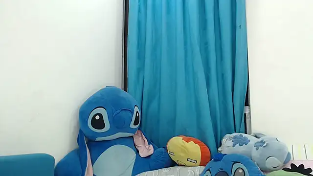 Snapshot of caramel_doll__ chatting on May 27, 2026, 1:57 am caramel doll online show from May 27, 2026, 1:57 am