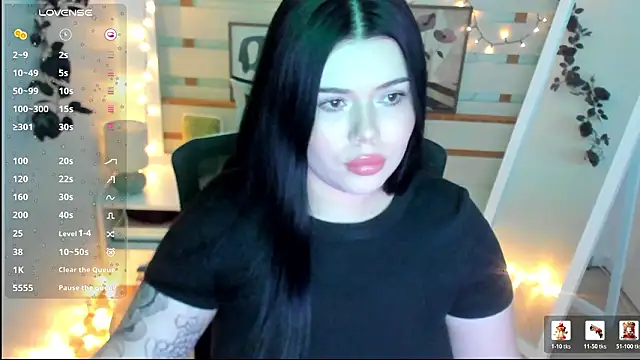 Mona Esty online show from March 2, 2026, 9:54 pm